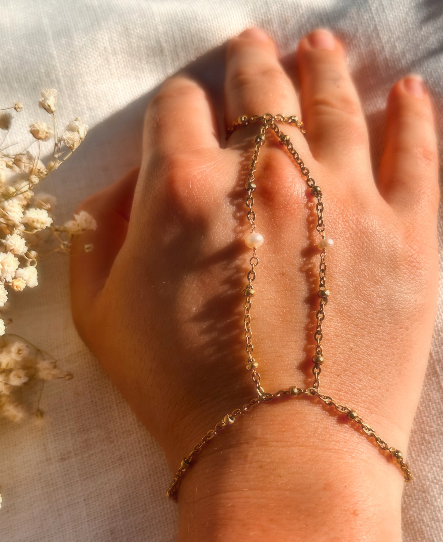 Pearly Double Handchain