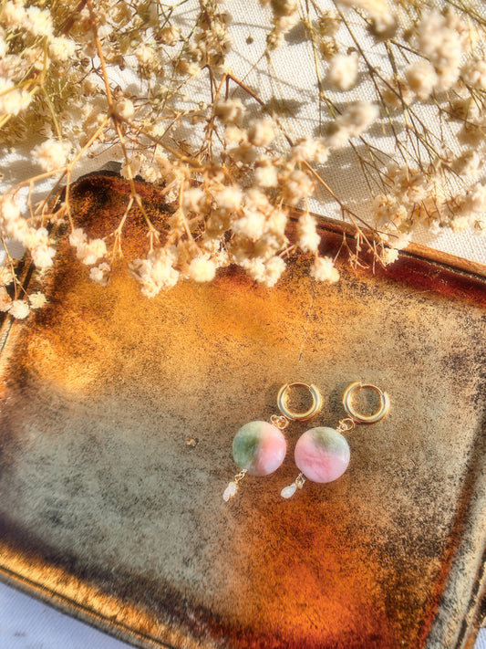 Thulite x Pearly Huggies